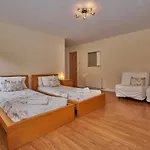 Edinburgh Pearl Apartments - Haymarket Residence